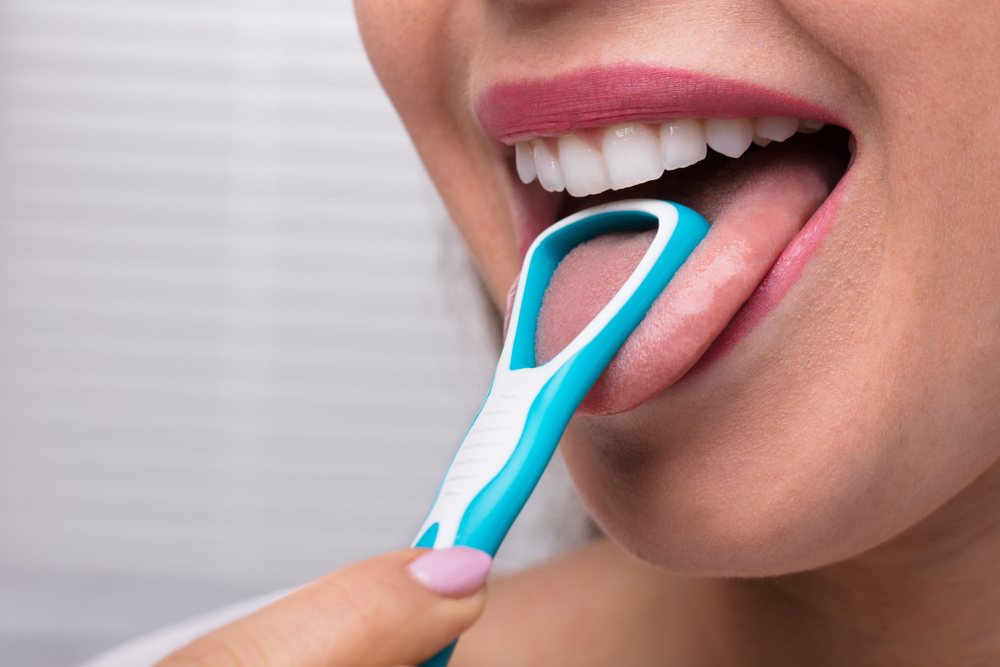 The Benefits of Tongue Cleaning